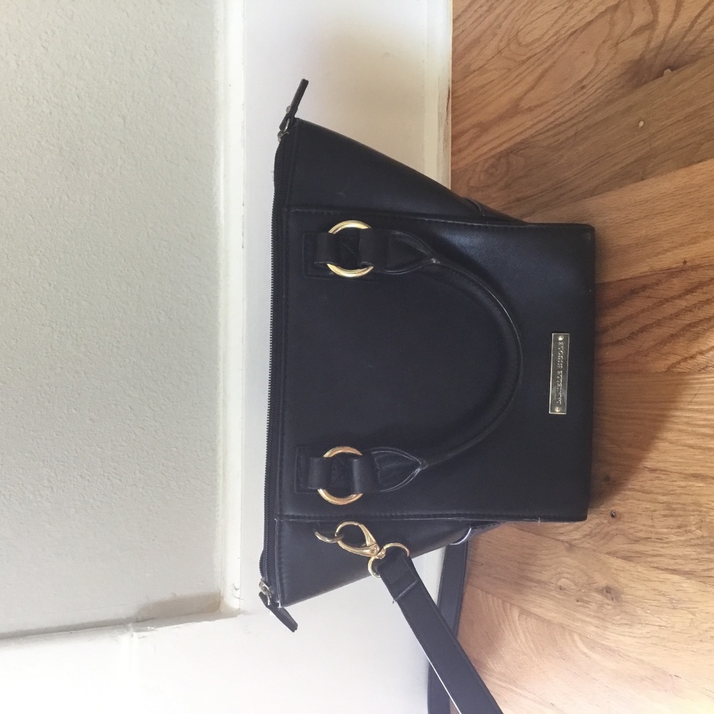 Danielle Nicole Purse